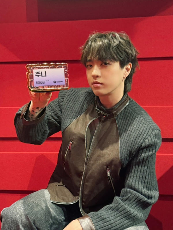 ▲주니(사진제공=모브컴퍼니)