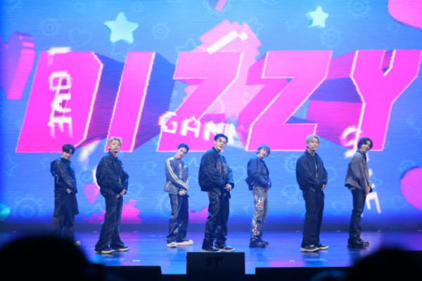 ▲휘브 (사진 = 씨제스 스튜디오 제공)