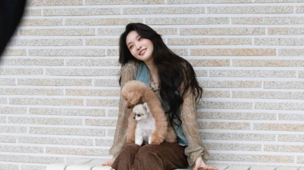 ▲청하 (사진 = 모어비전 제공)