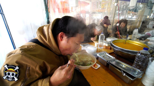 ▲'한국기행' 성남 모란 5일장 (사진제공=EBS1 )