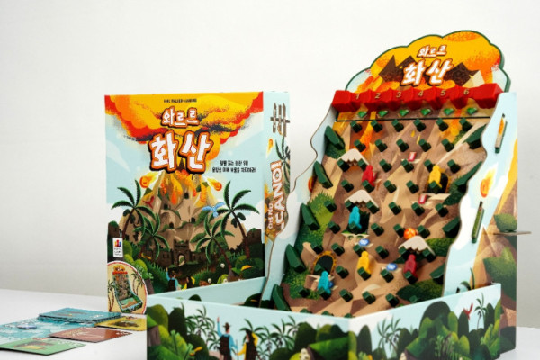 ▲'와르르 화산' 출시(사진제공=코리아보드게임즈)