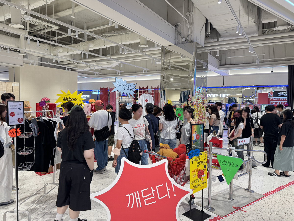 ▲지난해 6월 아이파크몰 리빙파크 3층 도파민 스테이션에서 진행한 불교 팝업스토어 현장 전경 (사진제공=HDC아이파크몰)