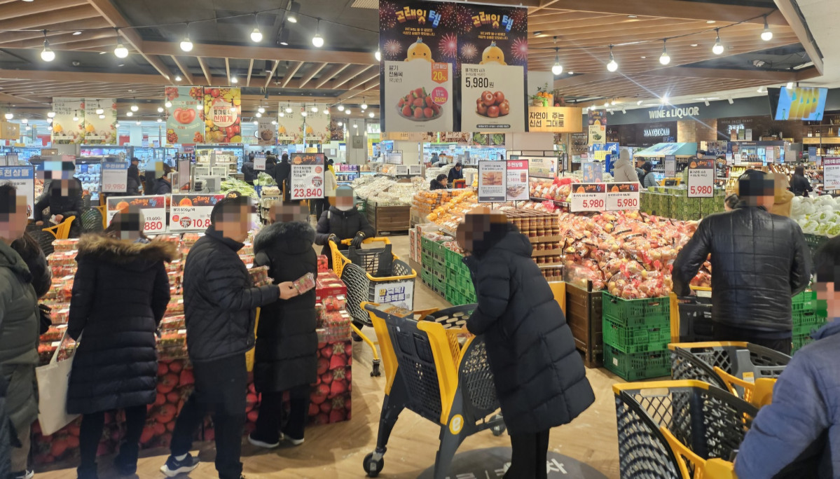 ▲이마트 고래잇페스타  (사진제공=이마트)