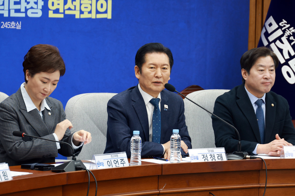 ▲정청래 더불어민주당 대표가 2일 서울 여의도 국회에서 열린 시-도당위원장, 시-도당지방선거기획단장 연석회의에서 인사말을 하고 있다. (사진=뉴시스)