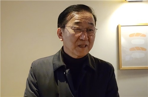 ▲미국을 방문 중인 김윤덕 국토교통부 장관이 5일(현지시간) 워싱턴DC에서 한국 특파원단과 만나고 있다.  (연합뉴스)