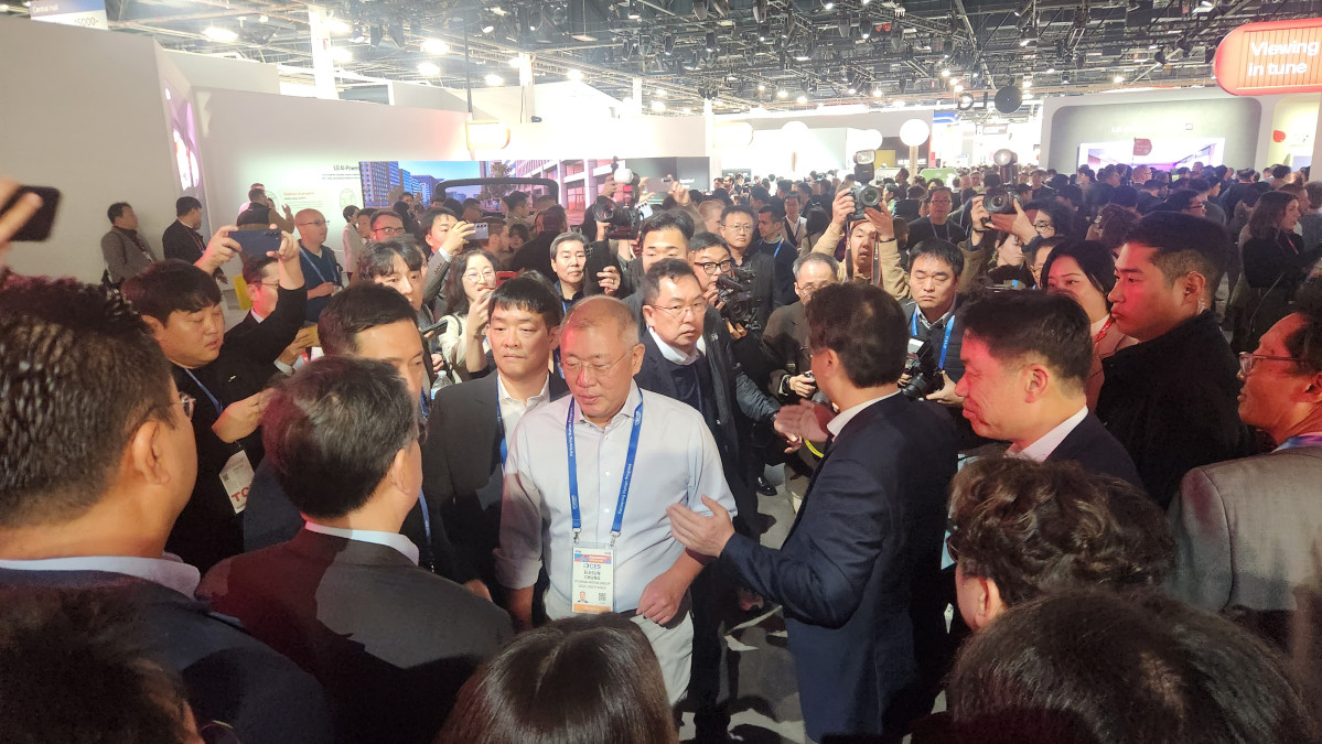 ▲CES 2026 현장을 찾은 정의선 현대차그룹 회장. 김채빈 기자 @chaebi