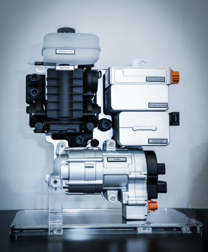 ▲현대위아가 미국 라스베이거스에서 열린 CES 2026에서 공개한 통합 열관리 모듈의 모습. (사진=현대위아)