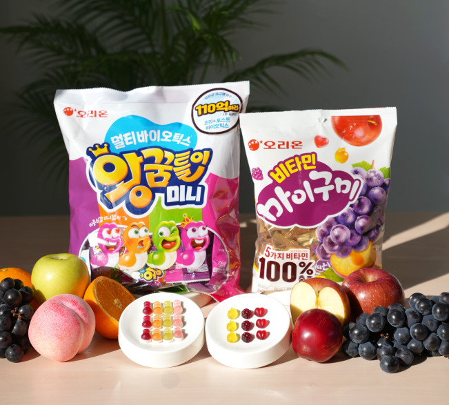 ▲오리온 '비타민 마이구미 멀티바이오틱스 왕꿈틀이' 2종 제품 (사진제공=오리온)