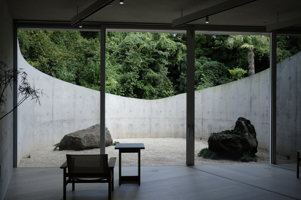 ▲제주도 한라산 인근에 자리한 에가톳 웰니스 빌리지는 혼자 자연을 바라보며 차를 직접 우려 마시고, 조용히 읽고 쓰며, 마음을 차분히 돌아보는 시간을 선사하는 숙소로 인기가 높다. (사진제공=에가톳)