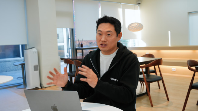 ▲심재민 월급쟁이부자들 프롭테크팀 리드가 최근 월부 사옥에서 본지와 인터뷰를 하고 있다. (사진제공=월급쟁이부자들)