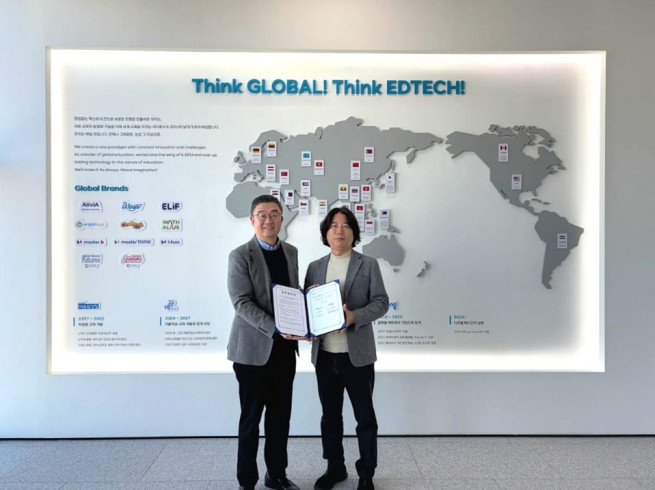 ▲비상교육이 윌비소프트와 업무협약(MOU)을 체결하며 글로벌 교육 플랫폼 ‘올비아 CL(AllviA Connect Learning)’을 중심으로 디지털 교육 생태계 확장에 나선다. (사진제공=비상교육)