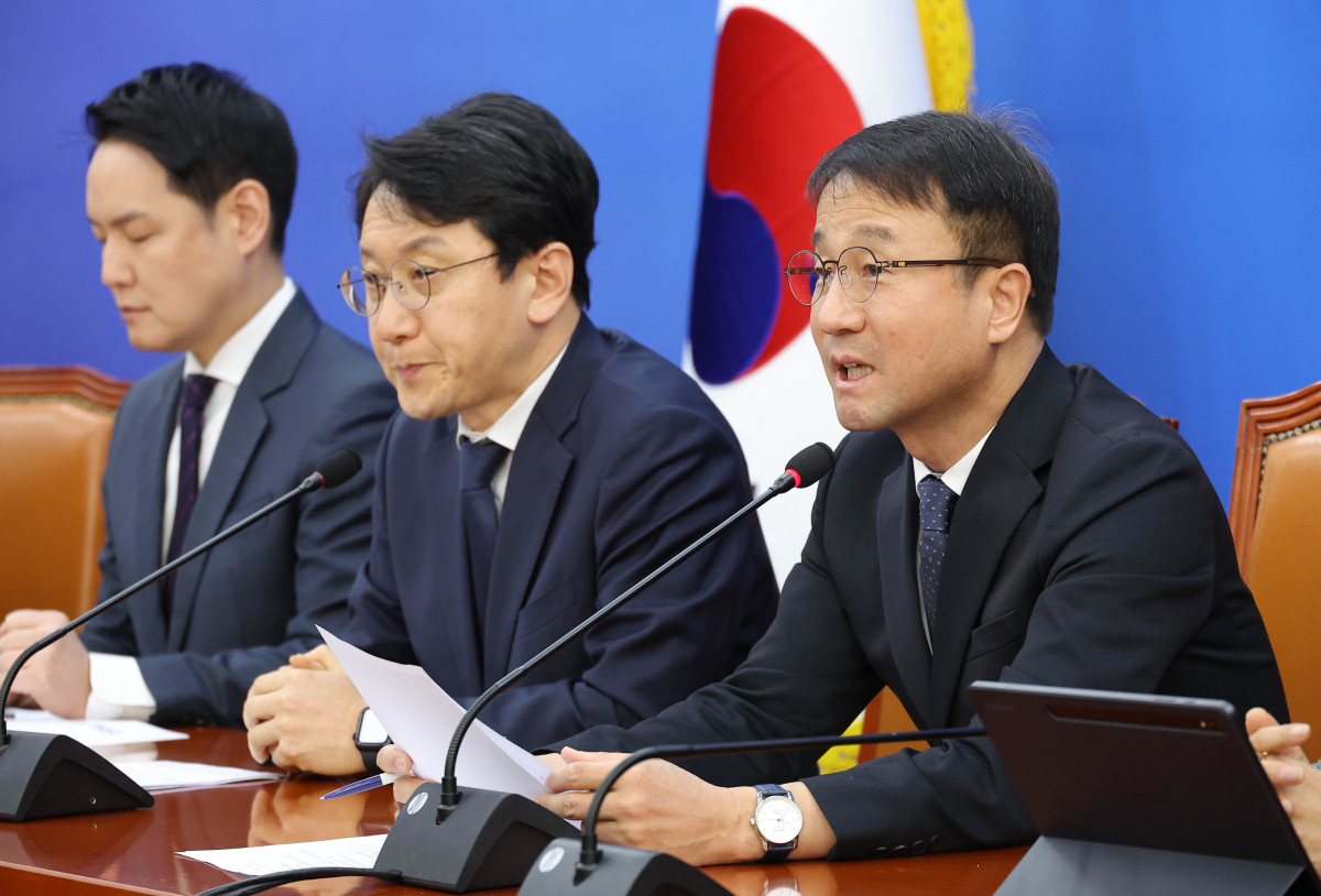 ▲한병도 더불어민주당 원내대표가 13일 국회에서 열린 원내대책회의에서 발언하고 있다. 사진=연합뉴스