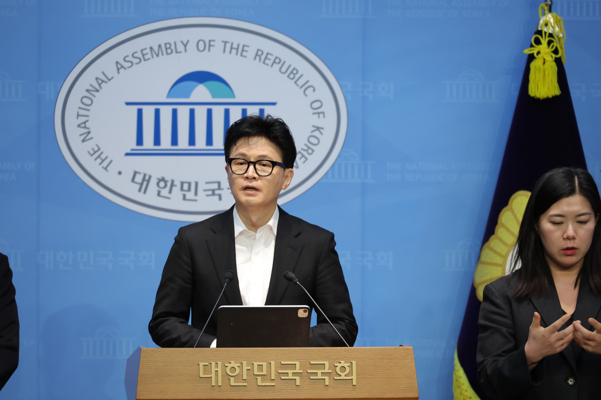 ▲국민의힘 한동훈 전 대표가 14일 국회 소통관에서 당 윤리위원회가 본인을 제명 결정한 것과 관련해 입장을 밝히고 있다. 2026.1.14 (연합뉴스)