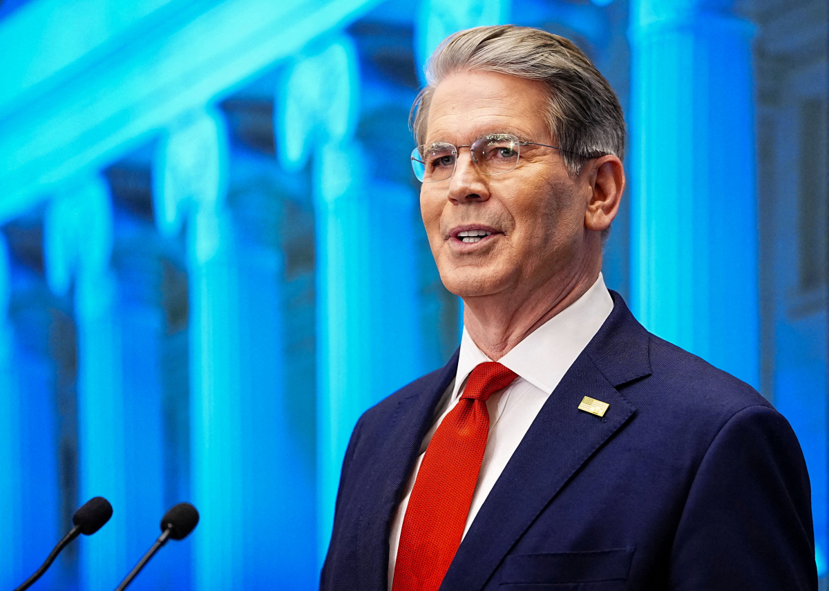 ▲스콧 베선트 미국 재무장관이 지난달 17일 기자회견을 하고 있다.  (워싱턴D.C./로이터연합뉴스)