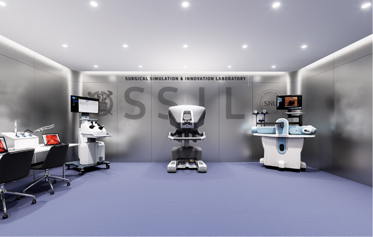 ▲서울대병원 외과 술기교육센터 내부 전경. 로봇·복강경·내시경 등 시뮬레이션 기반 술기 교육 장비가 구축돼 있다. (서울대병원)