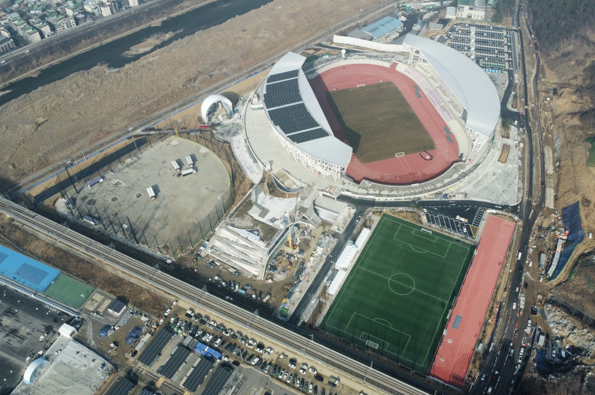 ▲대보건설이 시공 중인 광주 G스타디움 모습. (사진제공=대보건설)