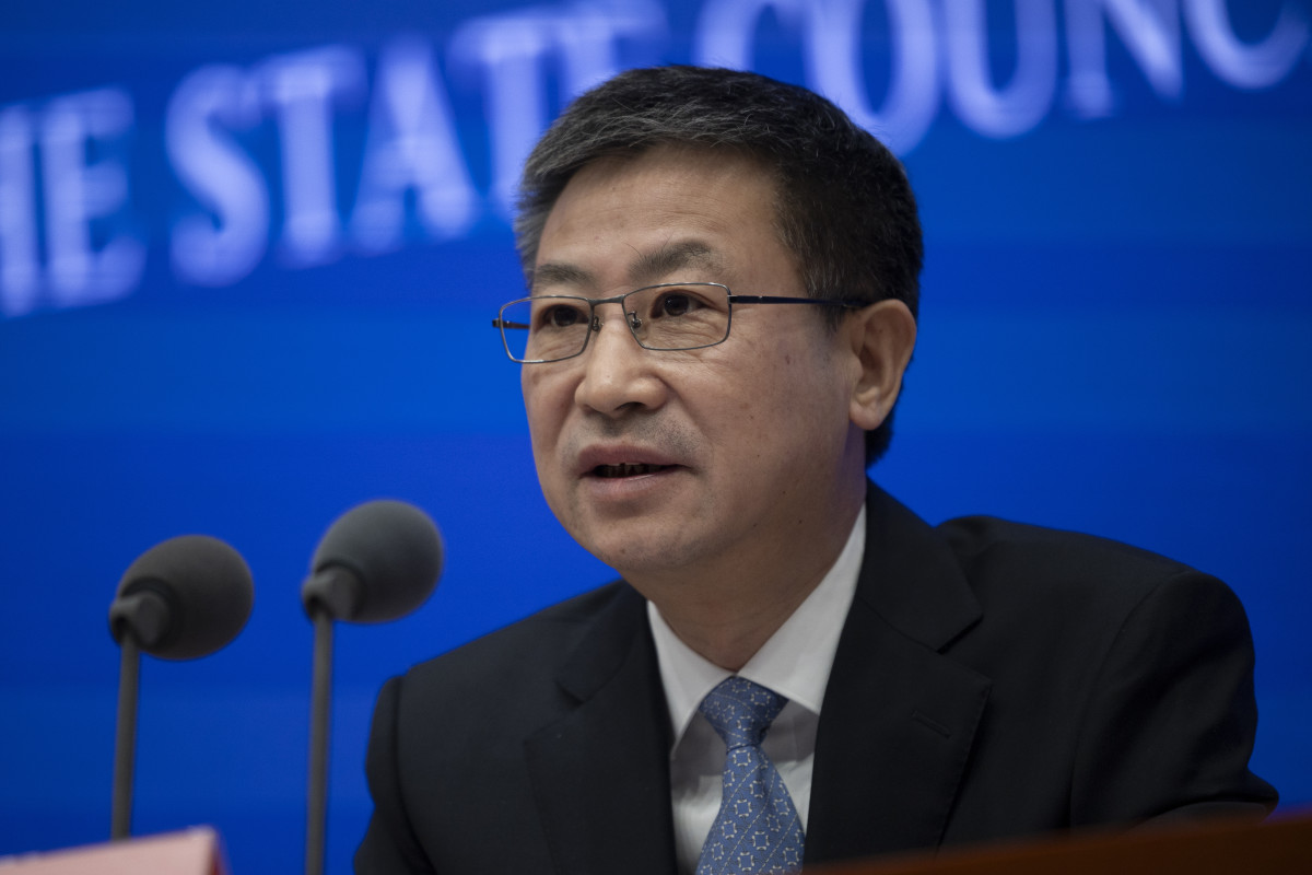 ▲중국 국가통계국의 캉이(康義) 국장이 2026년 1월 19일 중국 베이징에서 열린 ‘2025년 중국 경제 성과’ 관련 기자회견에서 발언하고 있다. (연합뉴스)