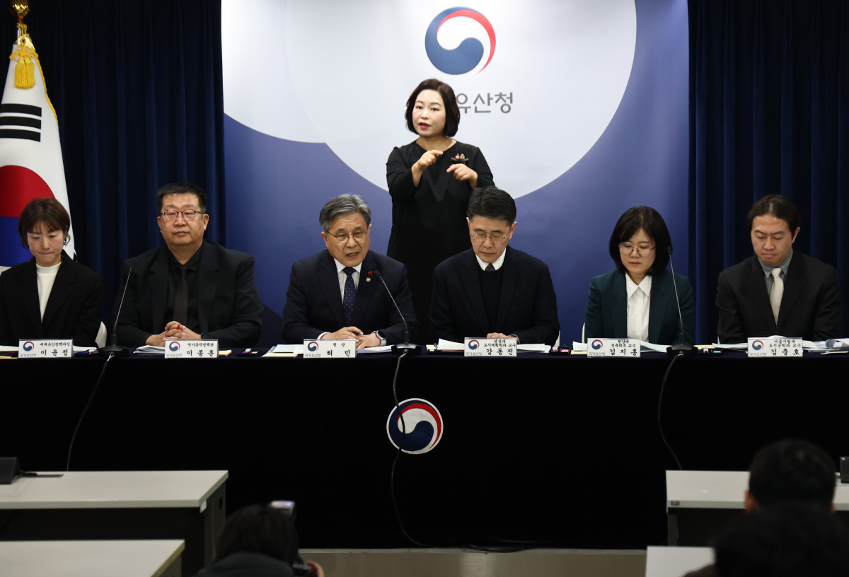 ▲허민 국가유산청장이 19일 서울 종로구 정부서울청사에서 열린 세계유산영향평가 언론 설명회에서 모두 발언하고 있다. (사진제공=연합뉴스)