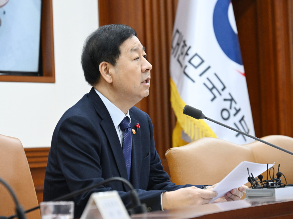 ▲구윤철 부총리 겸 재정경제부 장관이 1월 21일 서울 종로구 정부서울청사에서 열린 경제관계장관회의를 주재, 모두발언을 하고 있다. (재정경제부)