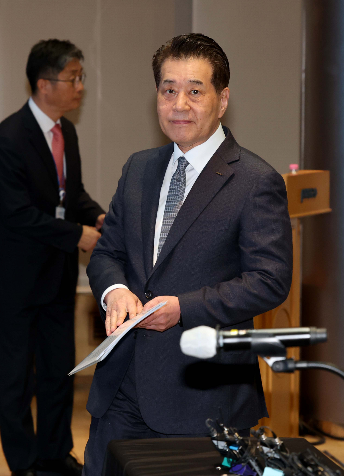 ▲장인화 포스코그룹 회장이 2024년 3월 서울 강남구 포스코센터에서 열린 기자간담회에 참석하고 있다. (신태현 기자 holjjak@)