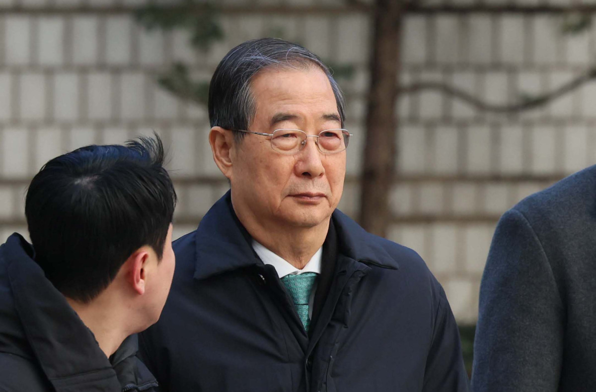 ▲한덕수 전 국무총리가 21일 서울 서초구 서울중앙지방법원에서 열린 내란 우두머리 방조, 내란 중요임무 종사 혐의 사건 1심 선고공판에 출석하고 있다. 신태현 기자 holjjak@