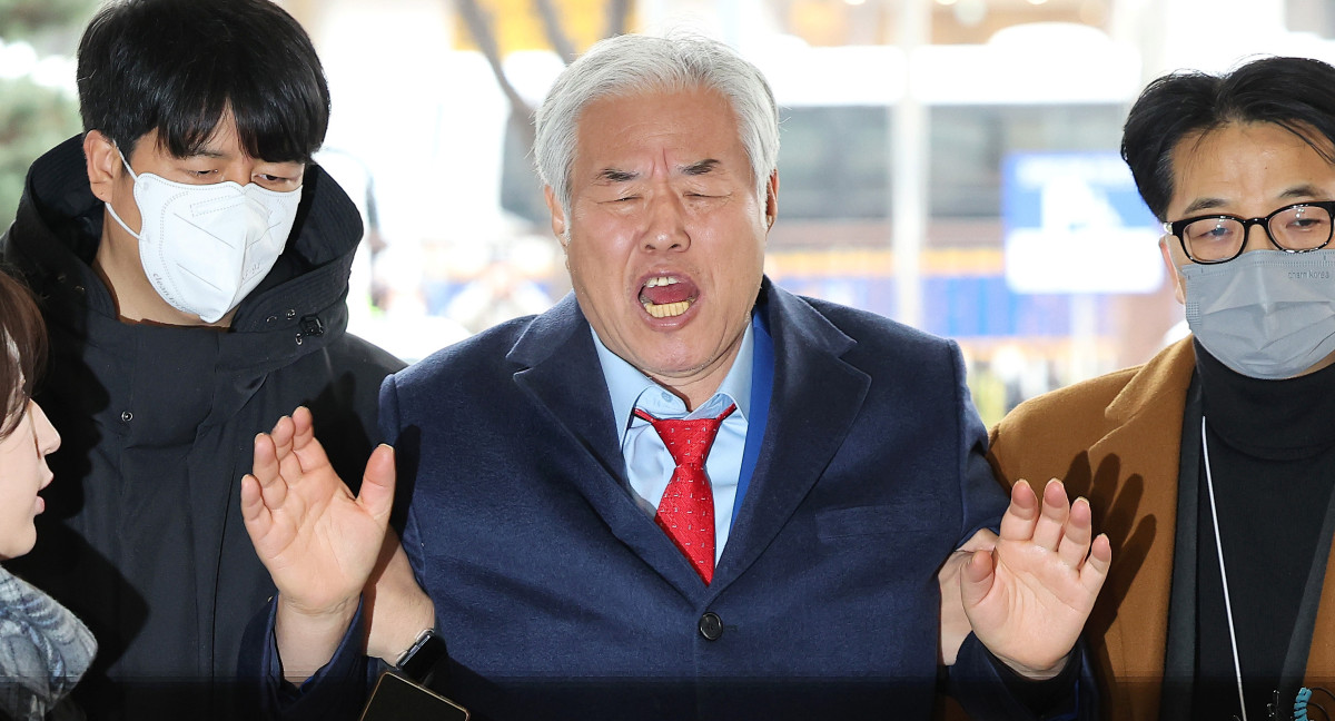 ▲사랑제일교회 전광훈 목사가 15일 서울서부지방법원에서 열린 구속적부심 심문에 출석하고 있다. (연합뉴스)