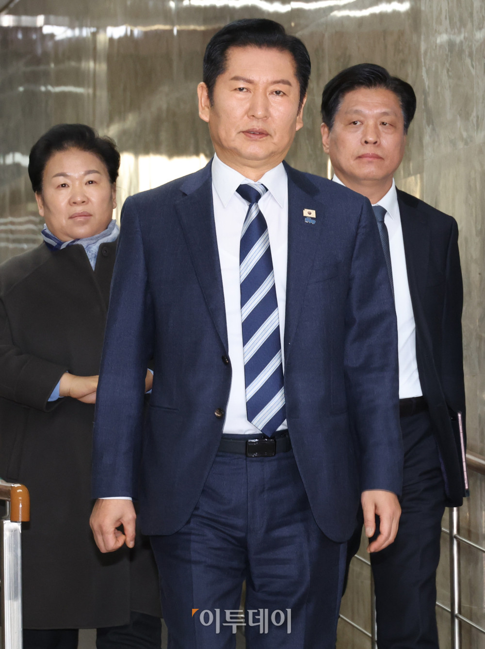 ▲정청래 더불어민주당 대표가 22일 서울 여의도 국회에서 중대범죄수사청·공소청법 신설 등 검찰개혁 논의 관련 정책의원 총회에 참석하고 있다. 고이란 기자 photoeran@