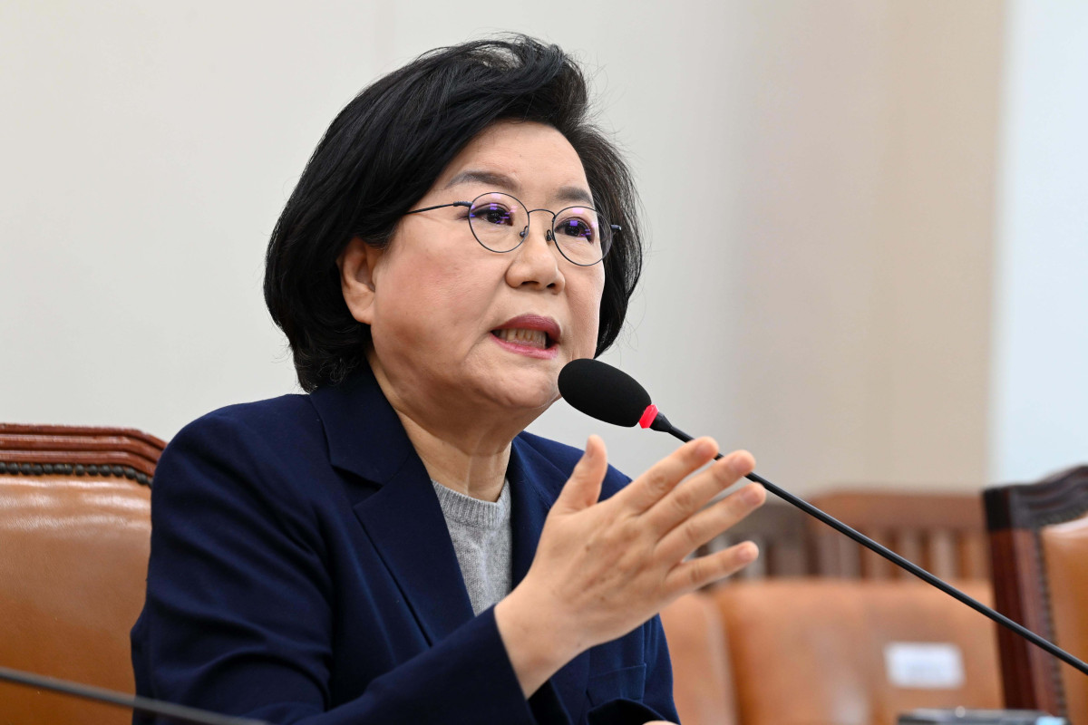 ▲이혜훈 기획예산처 장관 후보자가 23일 오전 서울 여의도 국회 재정경제기획위원회에서 열린 인사청문회에서 발언하고 있다. 신태현 기자 holjjak@