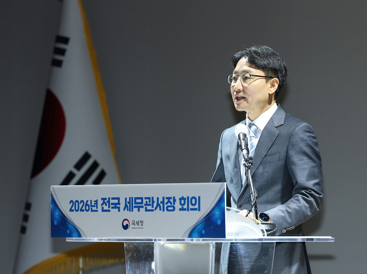 ▲임광현 국세청장이 26일 정부세종청사에서 상반기 전국 세무관서장회의를 열고 ‘2026년 국세행정 운영방안’을 발표하고 있다. (사진제공=국세청)