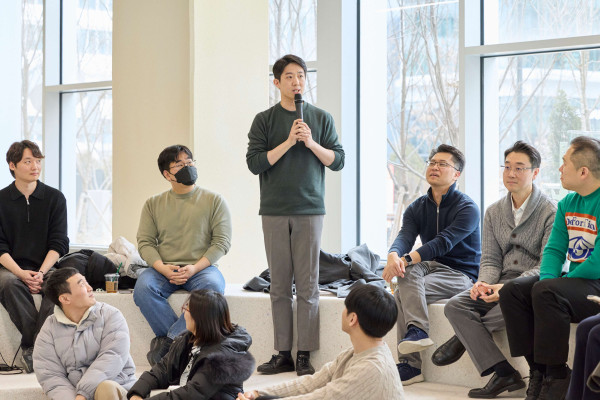 ▲배민스타트업스퀘어 입주 스타트업 SetFn 이해원 공동창업자가 26일 ‘2026 배민스타트업스퀘어 Ignition Day’ 오리엔테이션에 참가해 발언하고 있다. (사진제공=우아한형제들 )