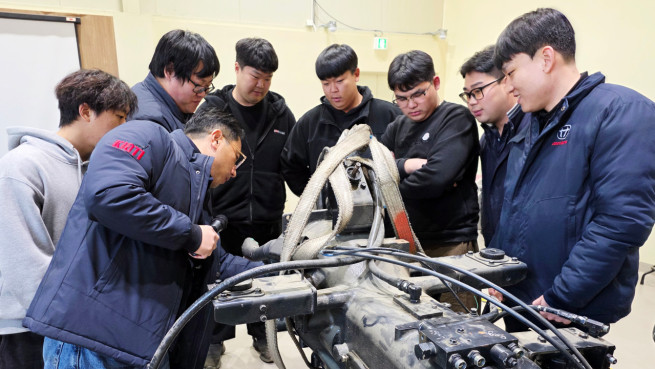 ▲대동이 전국 대리점주 및 엔지니어를 대상으로 2026 신제품 관련 서비스 기술 교육을 실시했다. (사진제공=대동)