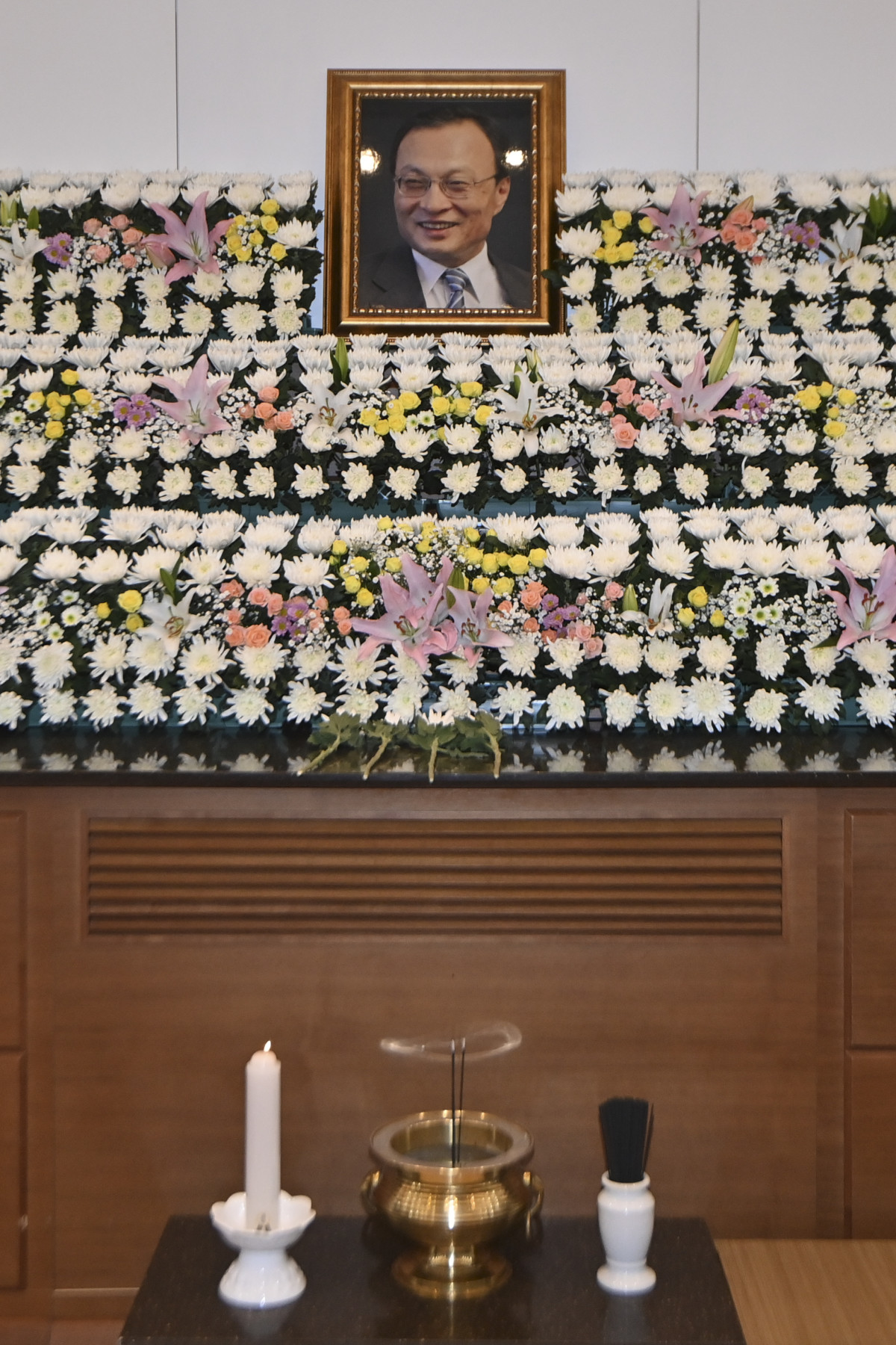 ▲27일 서울 종로구 서울대학교병원 장례식장에 고 이해찬 전 국무총리의 빈소가 마련되어 있다. (사진=연합뉴스)