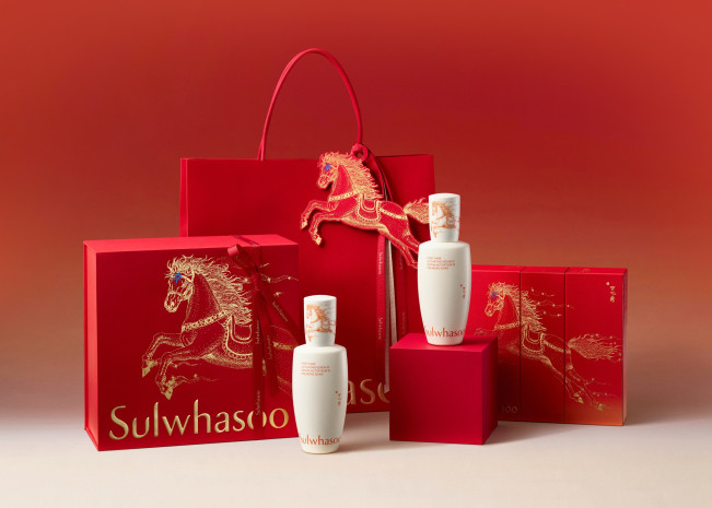 ▲2026 붉은 말의 해 윤조에센스 한정판. (사진제공=아모레퍼시픽)