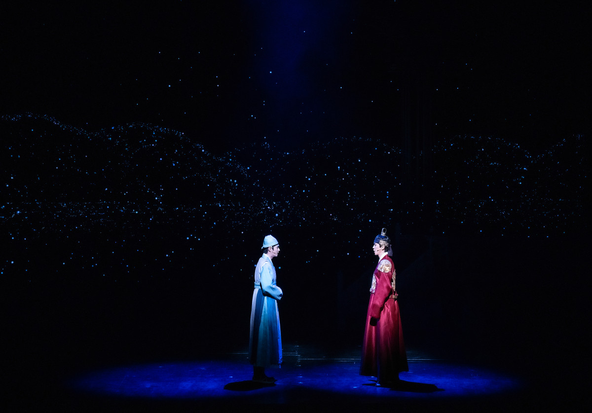 ▲영실&강배 역 전동석, 세종&진석 역 신성록.(EMK뮤지컬컴퍼니)