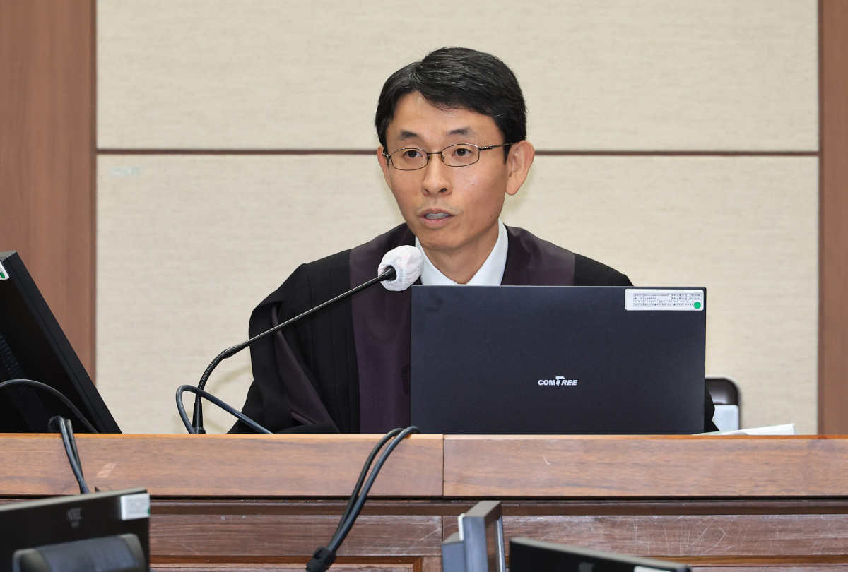 ▲발언하는 우인성 부장판사 (연합뉴스)