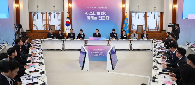 ▲이재명 대통령이 30일 청와대에서 열린 국가창업시대 전략회의 'K-스타트업이 미래를 만든다'에서 발언하고 있다.  (연합뉴스)