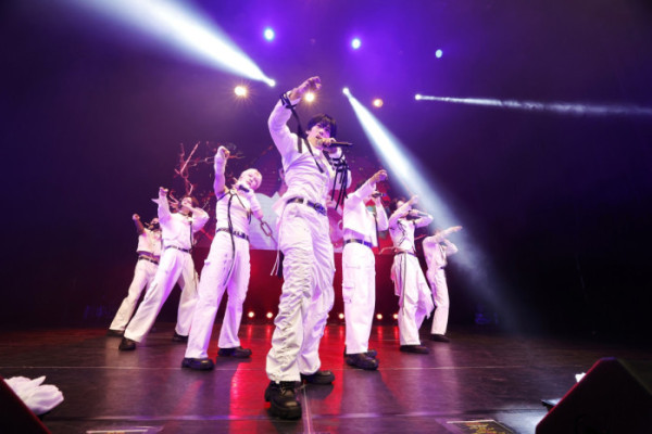 ▲앰퍼샌드원 (사진=FNC엔터테인먼트)