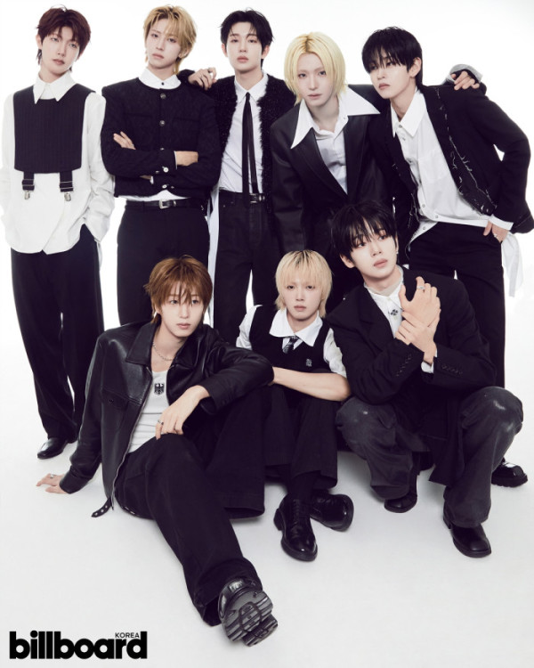 ▲아이덴티티(idntt)(사진=빌보드 코리아 제공)