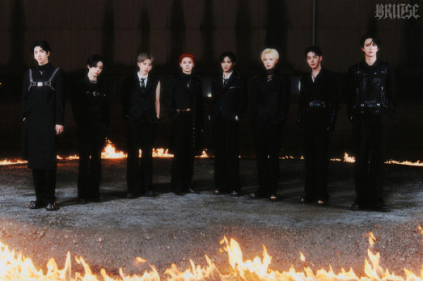 ▲8TURN(에잇턴)(사진 = MNH엔터테인먼트 제공)