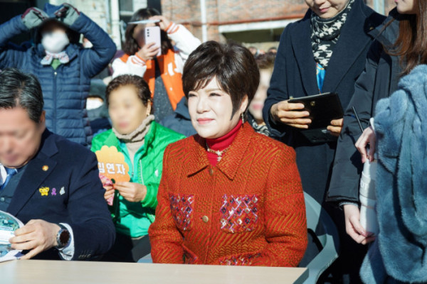 ▲김연자 (사진 = 초이크리에이티브랩 제공)