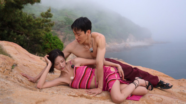 ▲'솔로지옥5' 커플 화보 미션(사진제공=넷플릭스)