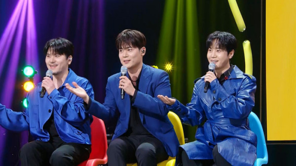 ▲‘더 시즌즈-10CM의 쓰담쓰담’(사진제공=KBS2)