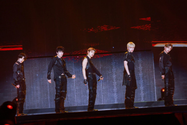 ▲투모로우바이투게더(TXT) 도쿄돔 공연(사진제공=빅히트뮤직)