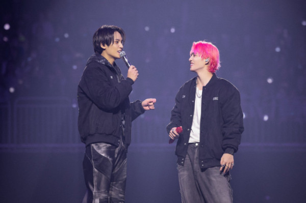 ▲세븐틴 에스쿱스X민규(사진제공=플레디스엔터테인먼트)