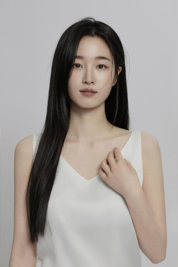 ▲배우 원지안(사진제공=흰엔터테인먼트)