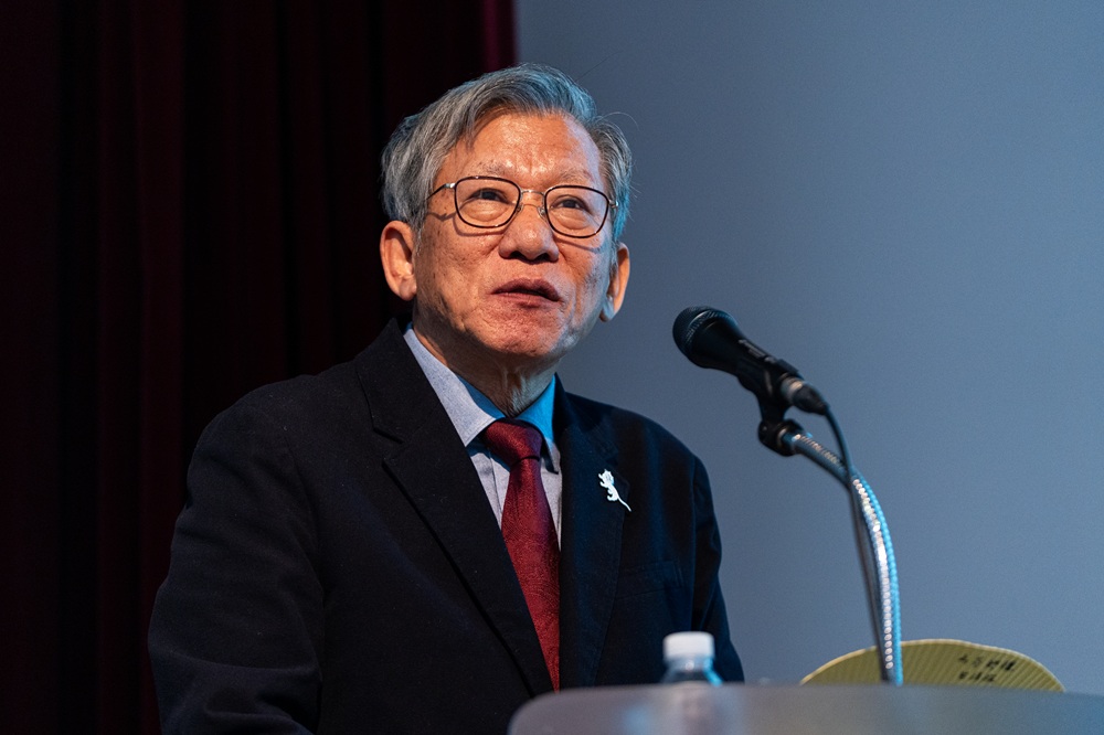 ▲유홍준 국립중앙박물관장이 3일 서울 용산구 국립중앙박물관에서 열린 2026년 국립중앙박물관 신년 기자간담회에서 기자들의 질문에 답하고 있다. (사진제공=국립중앙박물관)