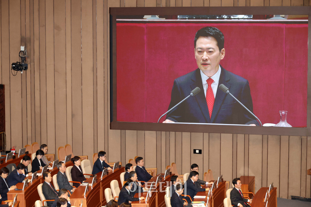 ▲4일 서울 여의도 국회에서 열린 본회의에서 김민석 국무총리를 비롯한 국무위원들이 장동혁 국민의힘 대표의 교섭단체 대표연설을 경청하고 있다. 고이란 기자 photoeran@