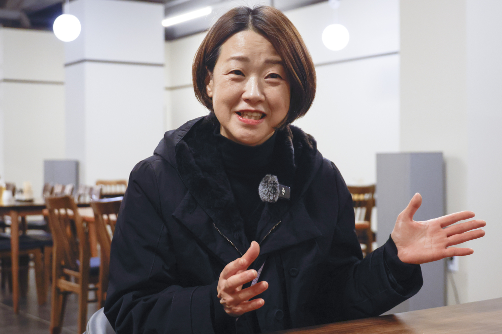 ▲유미희 영동전통시장 상인회 매니저가 지난달 27일 서울 강남구 영동곰탕에서 이투데이와 인터뷰를 하고 있다. 조현호 기자 hyunho@ (이투데이DB)