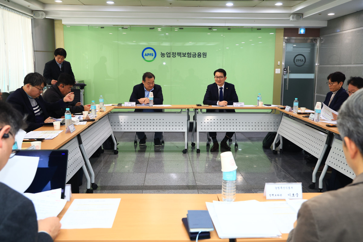 ▲농림축산식품부는 6일 서울 여의도 농업보험정책금융원에서 ‘농협 개혁 추진단’ 2차 전체회의를 개최했다고 밝혔다. (사진제공=농림축산식품부)