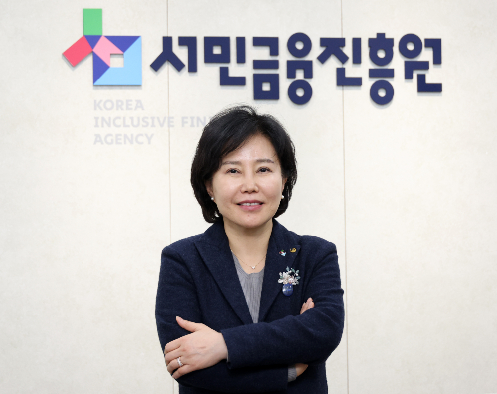 ▲김은경 서민금융진흥원장이 28일 서울 중구 서민금융진흥원 본사 집무실에서 이투데이와 인터뷰에 앞서 포즈를 취하고 있다. 고이란 기자 photoeran@ (이투데이DB)